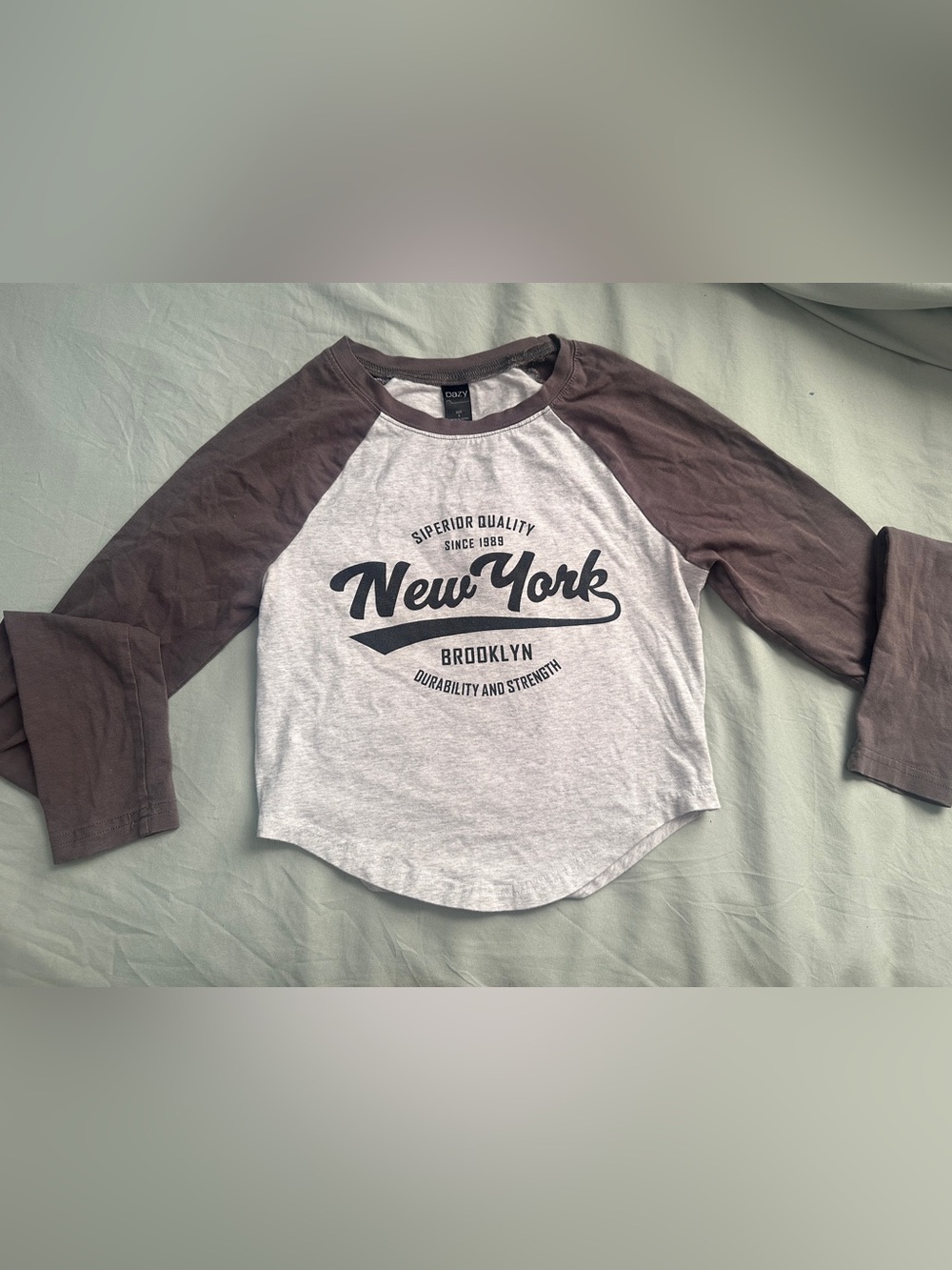 Cute long-sleeved top